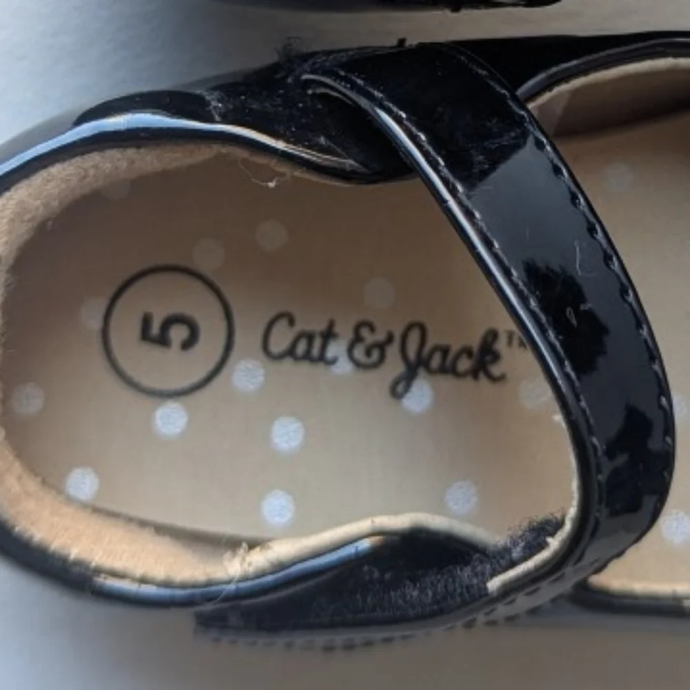 Cat & Jack Black Patent Mary Jane Shoes with Bow